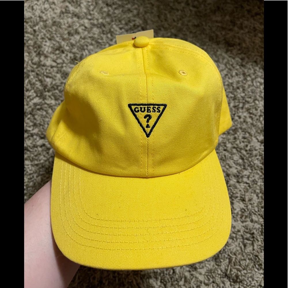 Guess hat
